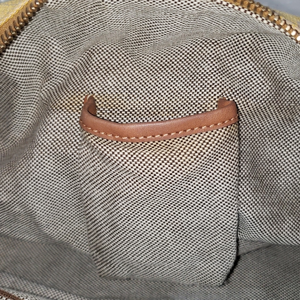 Dooney & Bourke - Picture 9 of 11